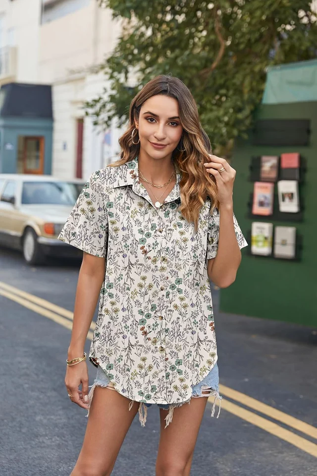 Printed short-sleeve button-down shirt — view 3